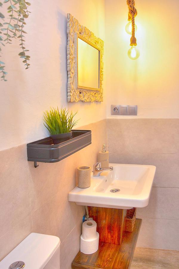 Family Apartment In Triana Seville Exterior photo